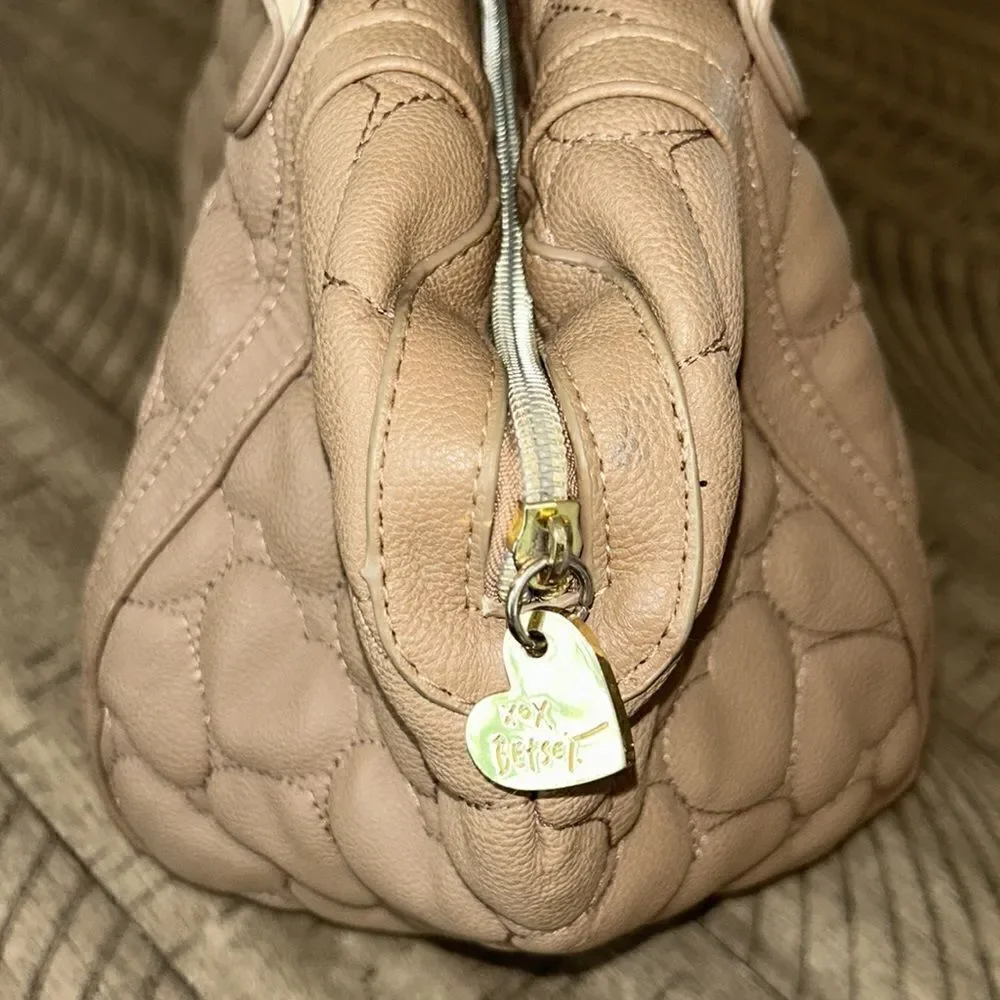 Betsey Johnson polished chic