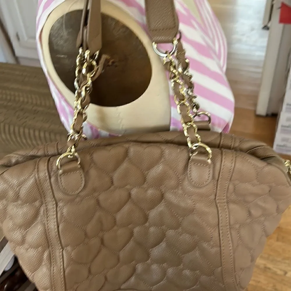 Betsey Johnson polished chic