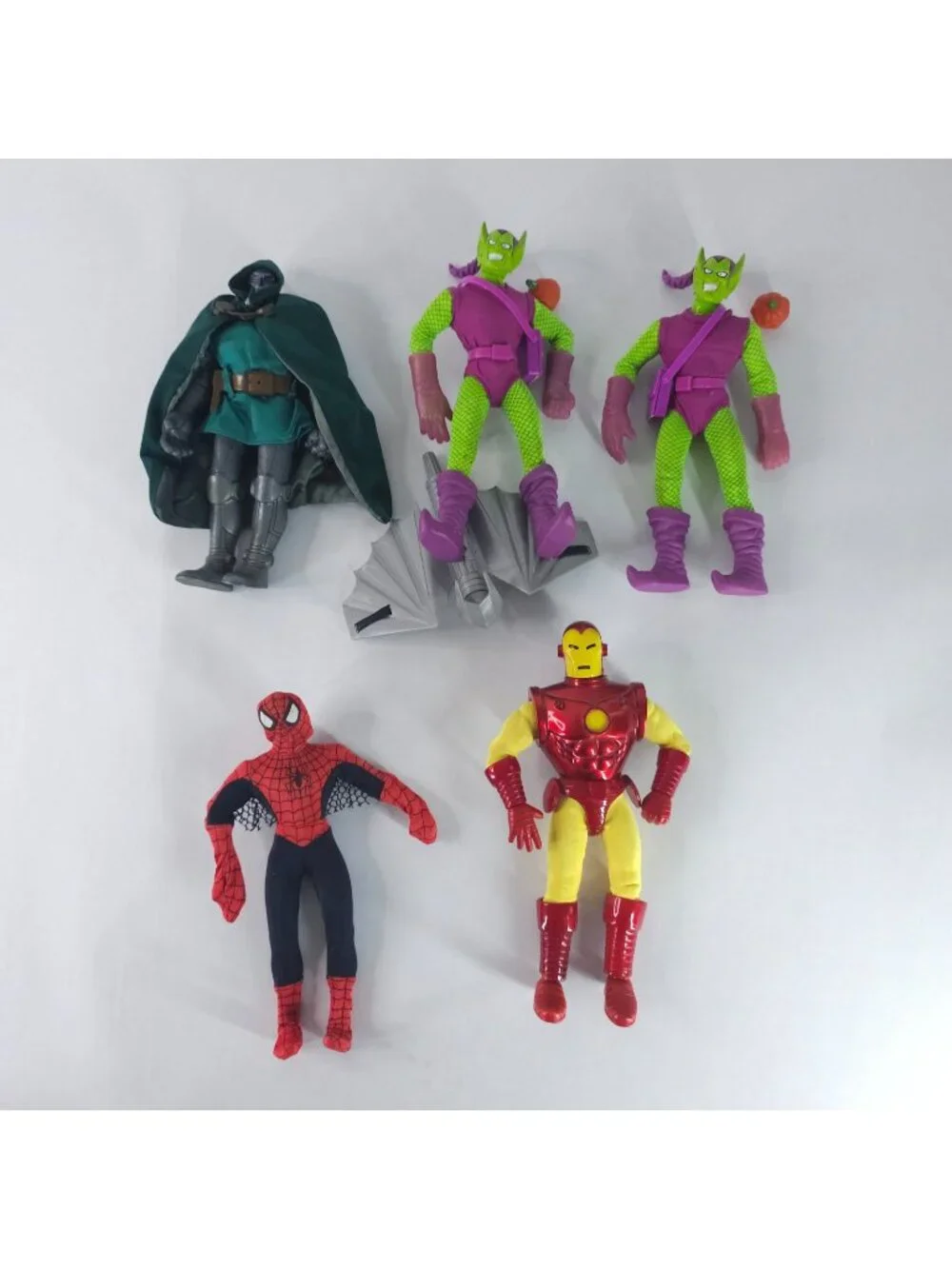 ToyBiz Famous Covers Action Figure Lot Iron Man Green Goblin Spider-Man Dr Doom