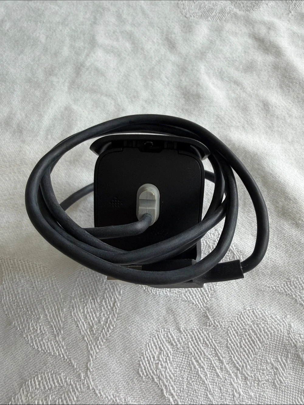 fitbit compact black