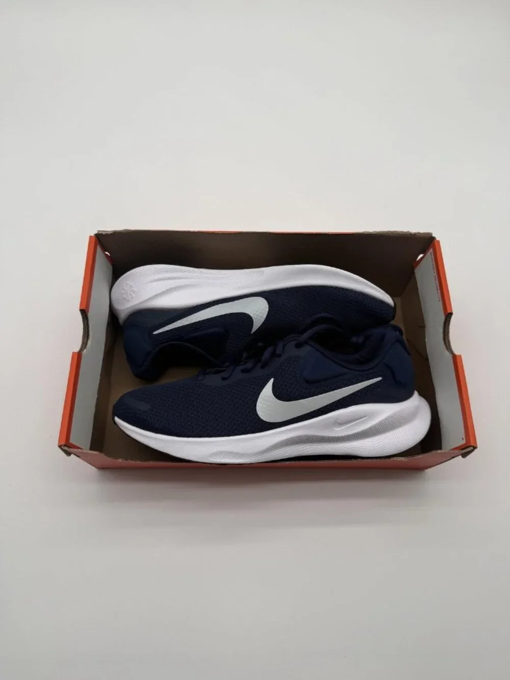 New Nike Revolution 7 Shoes Men's Size 9 Navy Blue Running Comfort FB2207 400