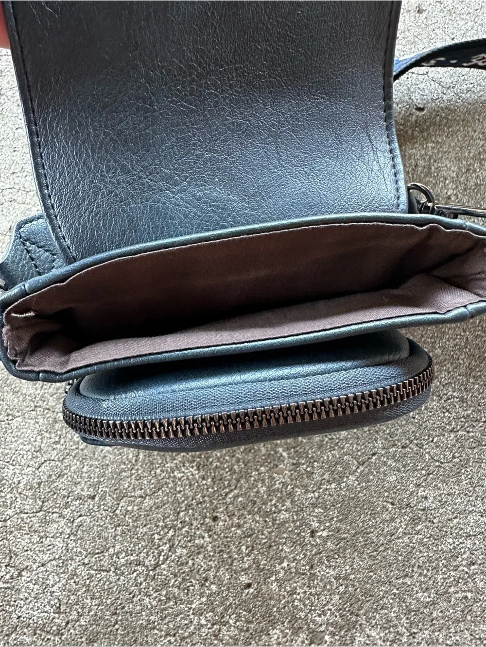 POIUGOYA Blue Leather Small Crossbody Bag