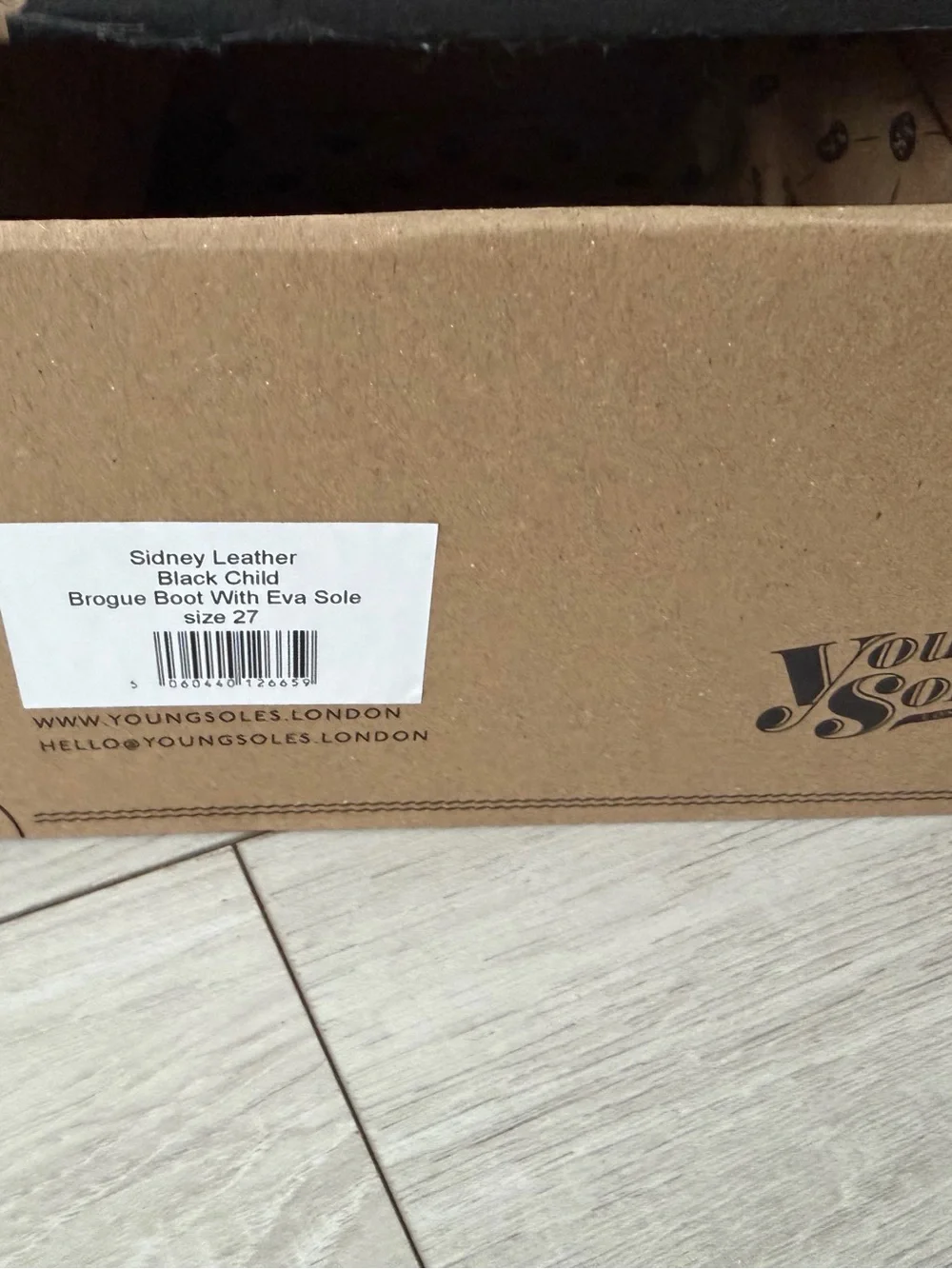 Young Soles Sidney boot size boys  10/10.5