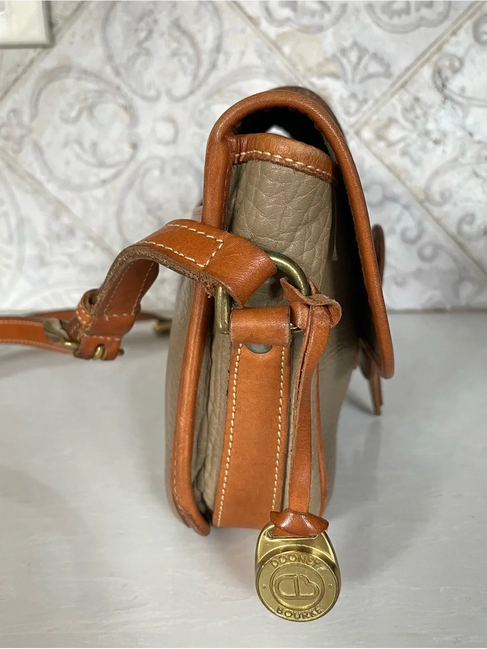 Dooney & Bourke pics contrasting