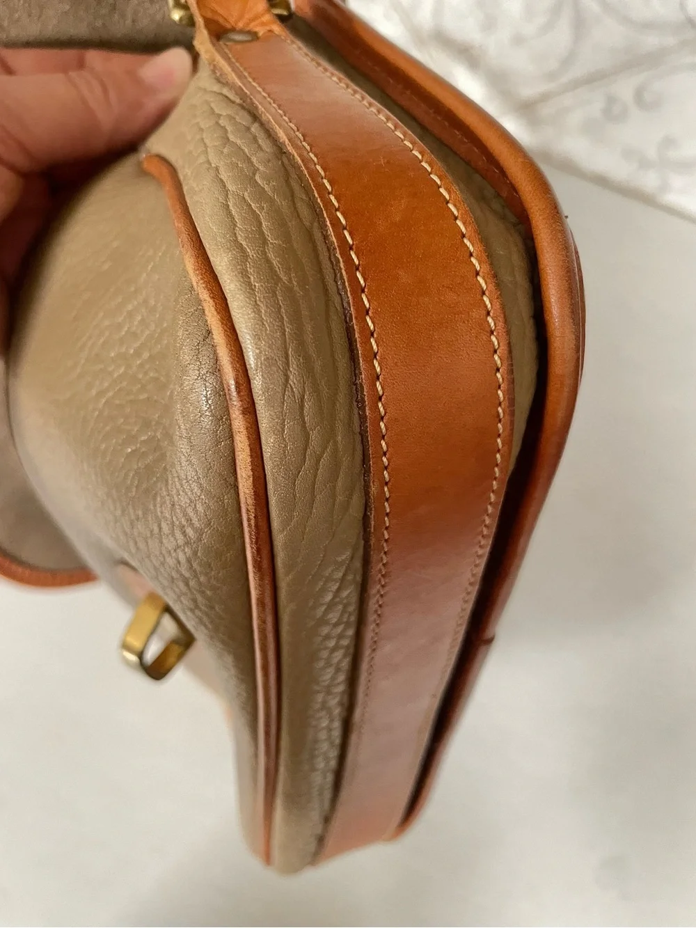 Dooney & Bourke item raw can