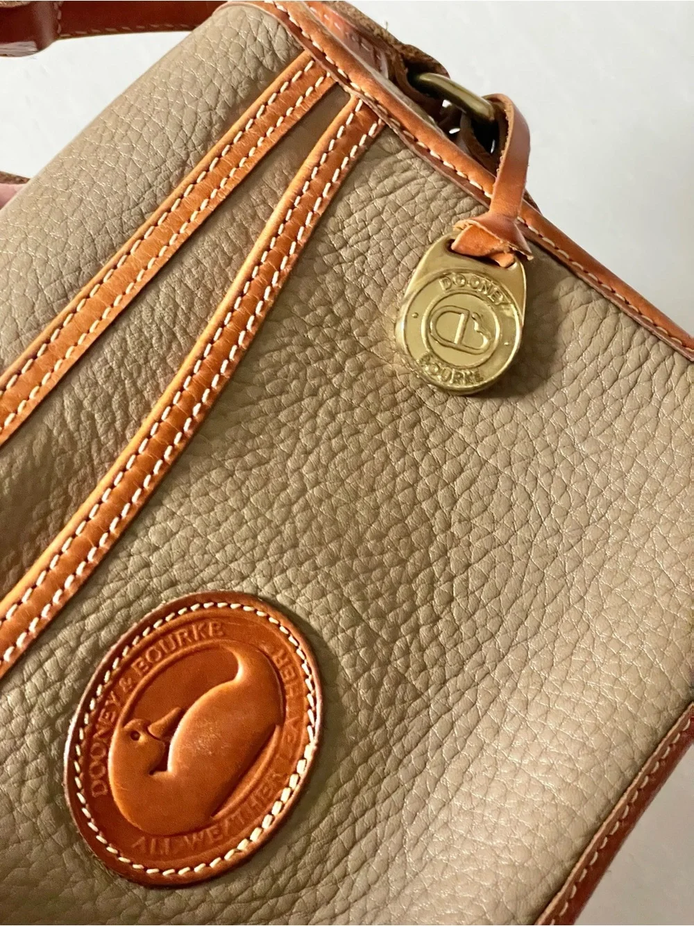 Dooney & Bourke measurements thick up