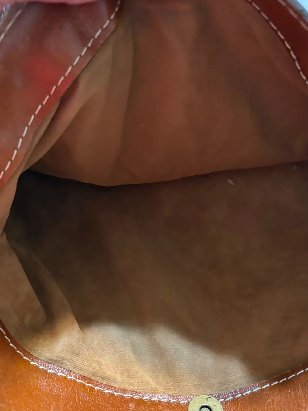 Women's Leather Shoulder Tote in Saddle/Tan - Unbranded