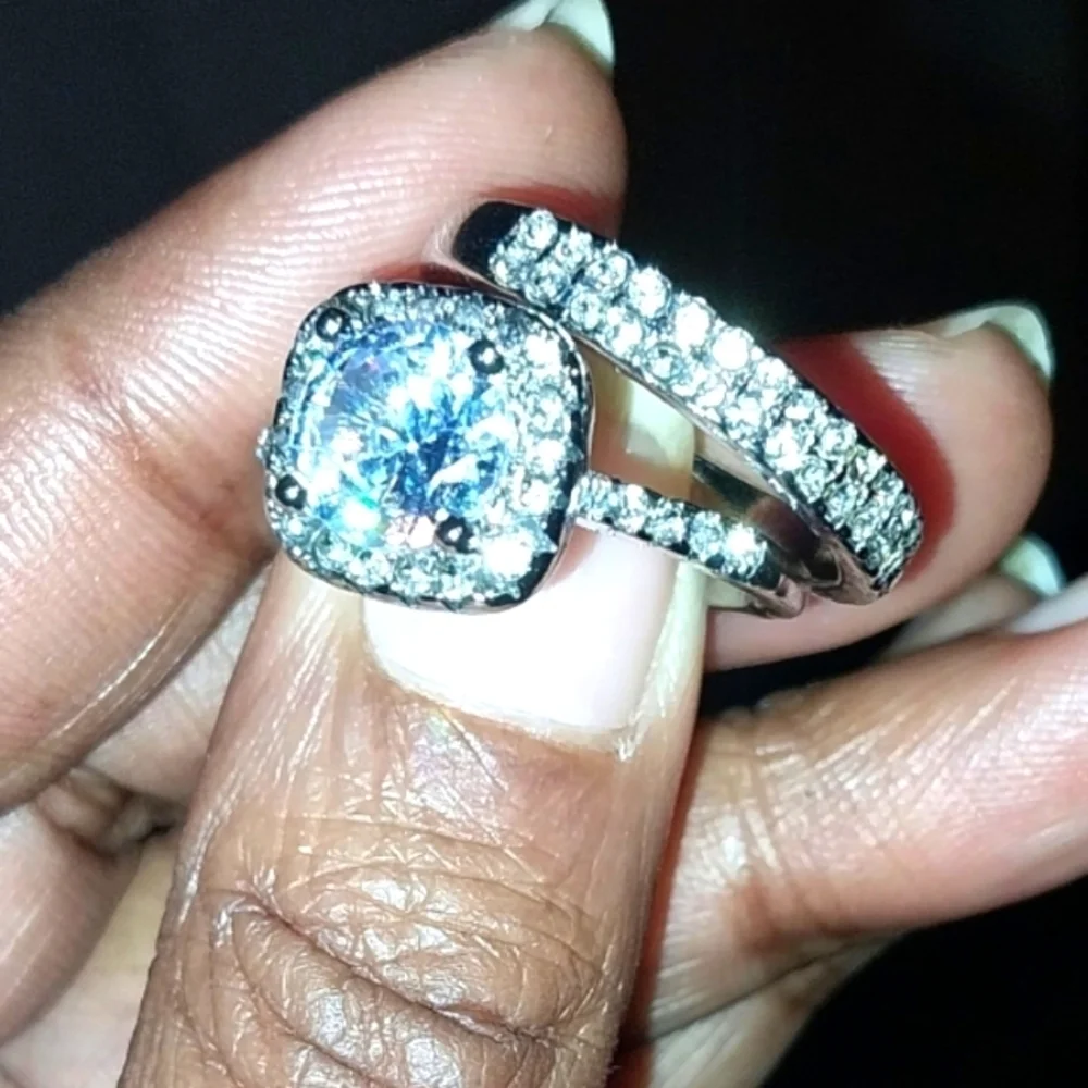 boutique simulated diamonds
