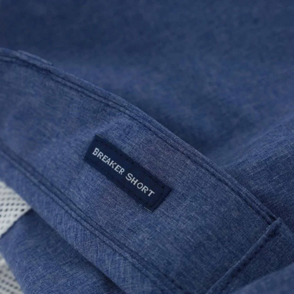 Vineyard Vines size 50b