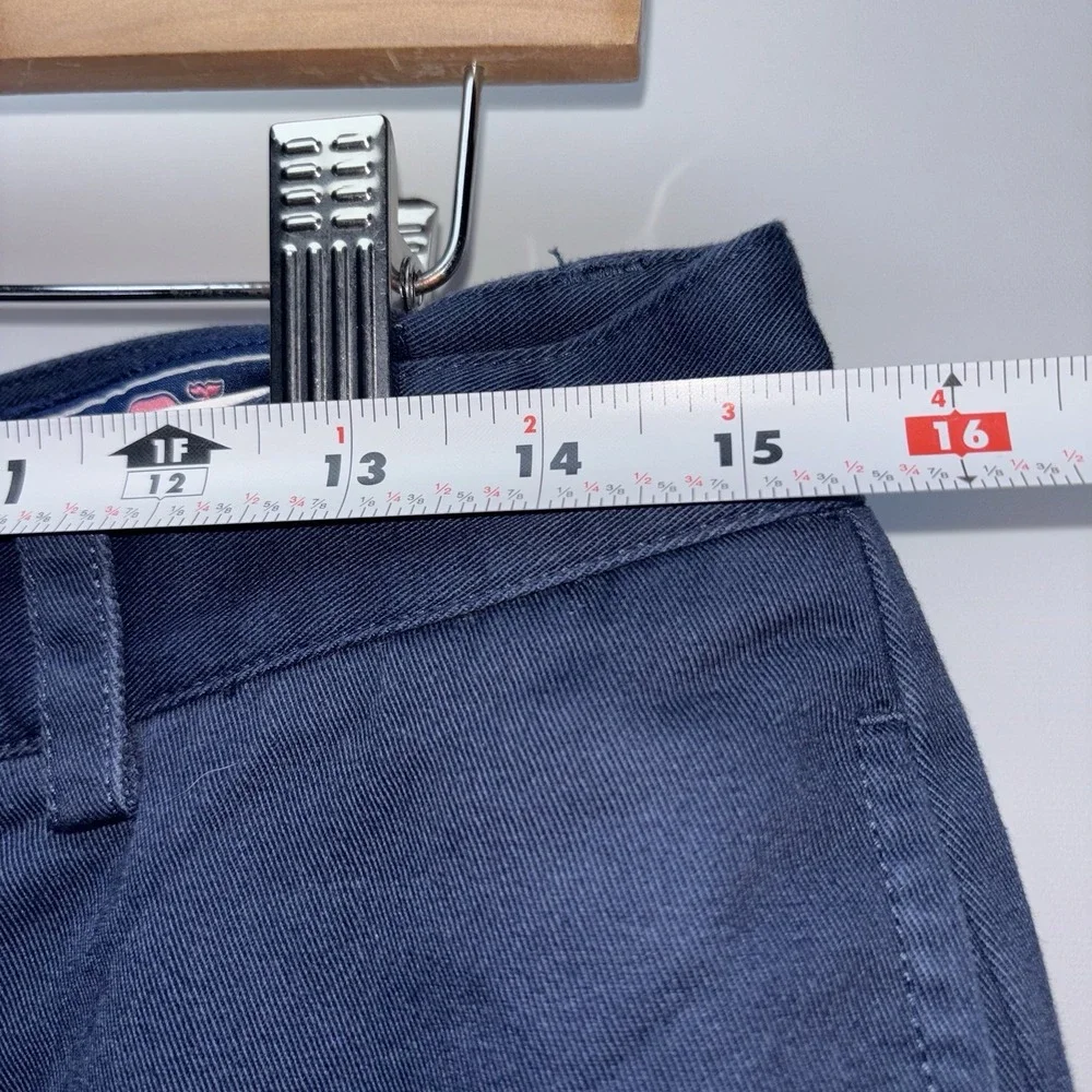 Vineyard Vines size laid around
