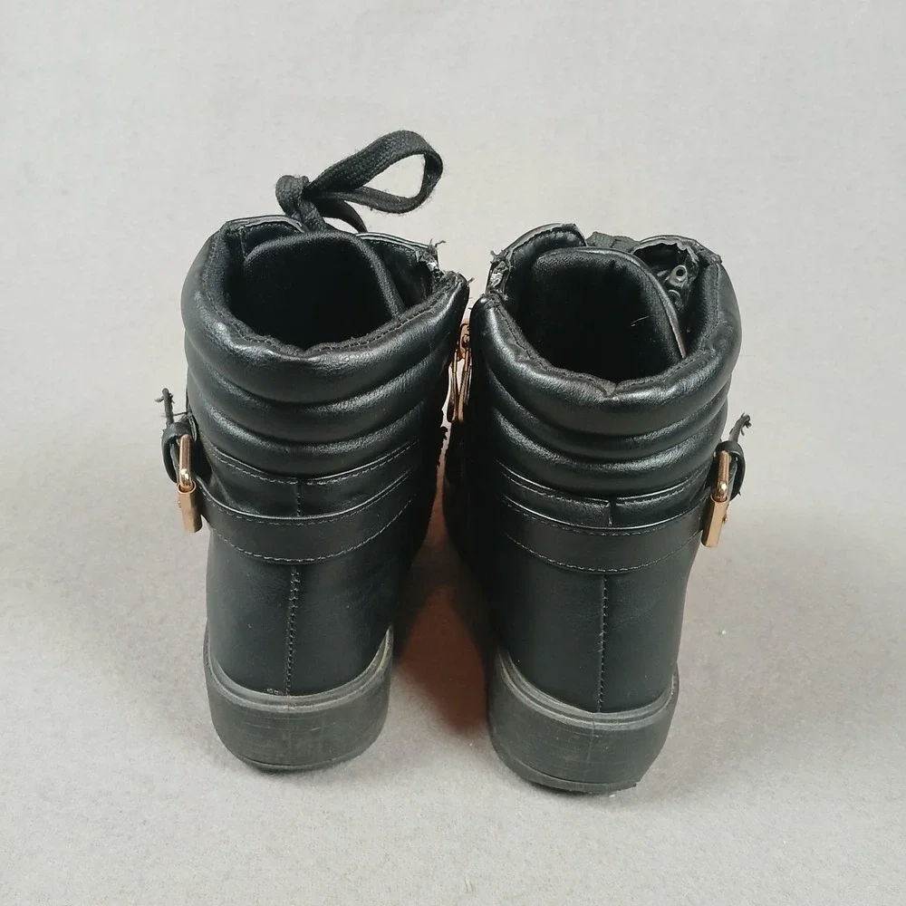 Tahari Billie Girls Size 13 Black Boots Gold Hardware Combat‎ Zip Up