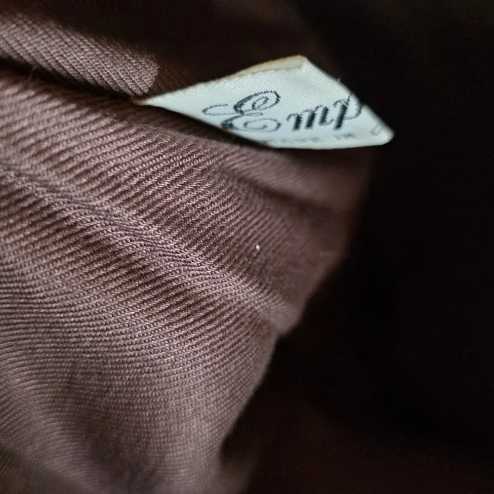 Empress suede clean out