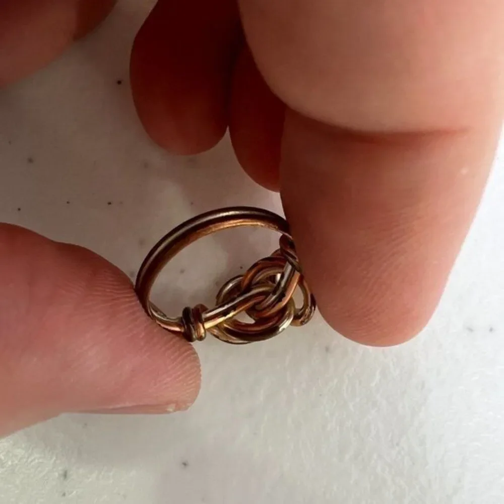 Wire Wrapped Ring Size 3 Copper Swirl Mixed Metal Small Twisted‎ Silver Tone