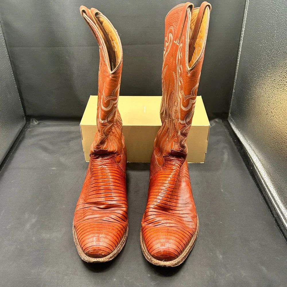 Justin Boots features justin
