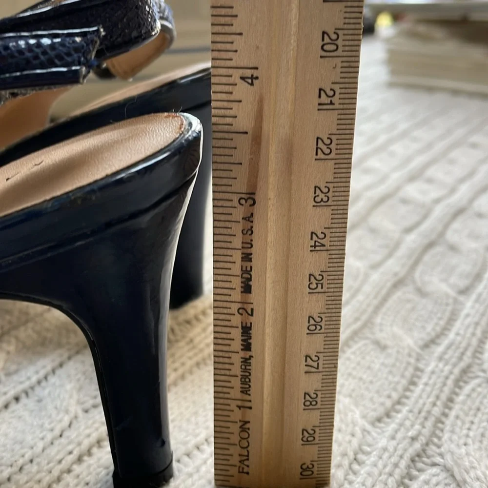 Karen Scott Sz 6.5 navy sling back high heel. Open toe bow 3.5” heel Bonny