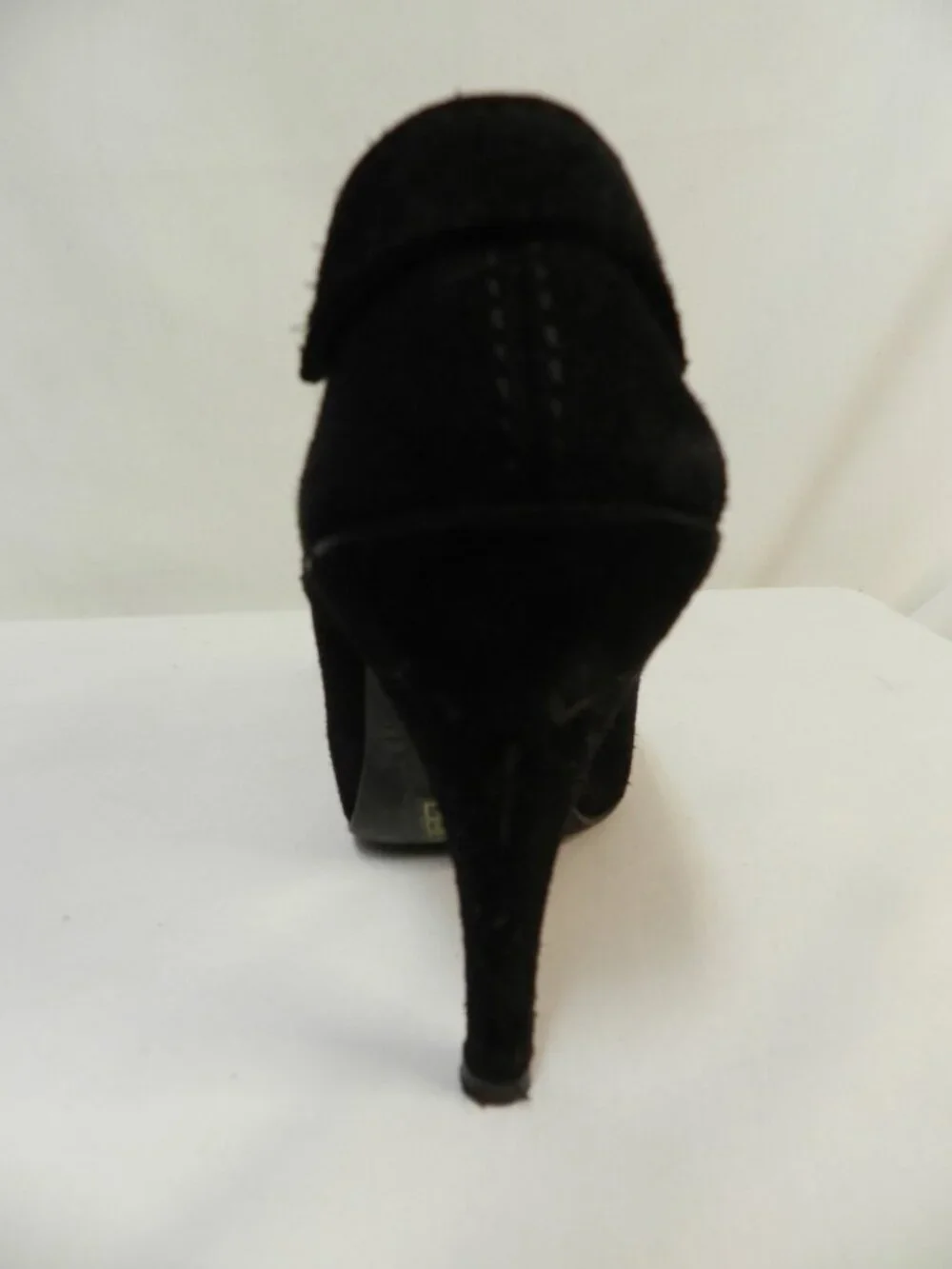 Pedro Garcia Suede heels hidden platform hook loop black pumps Spain Sz 37 US 7