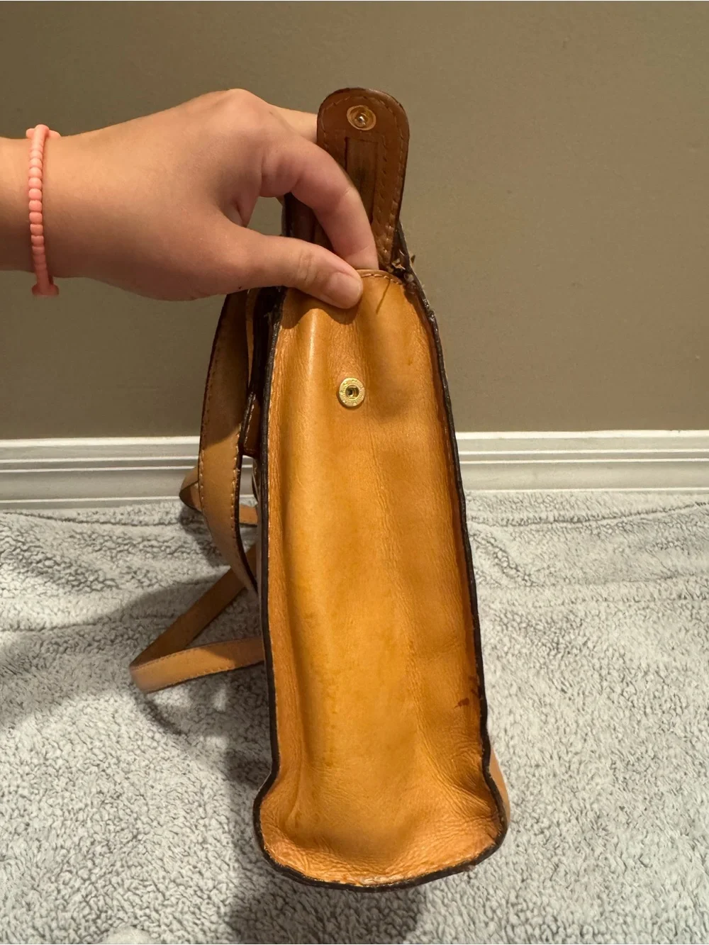 Vintage Etienne Aigner Leather Shoulder Bag in Tan by