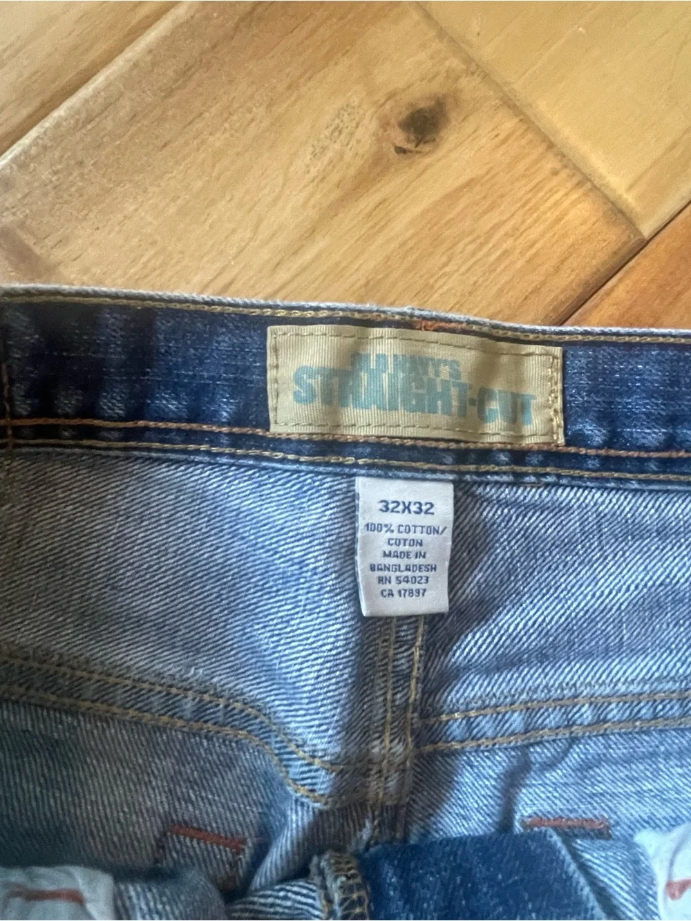 Old Navy relaxed straight