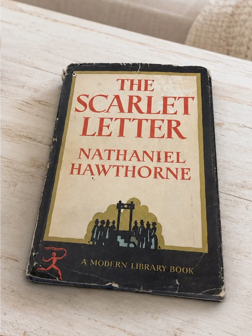 Vintage 1950 Hardback The Scarlet Letter by Nathaniel Hawthorne. Collectible