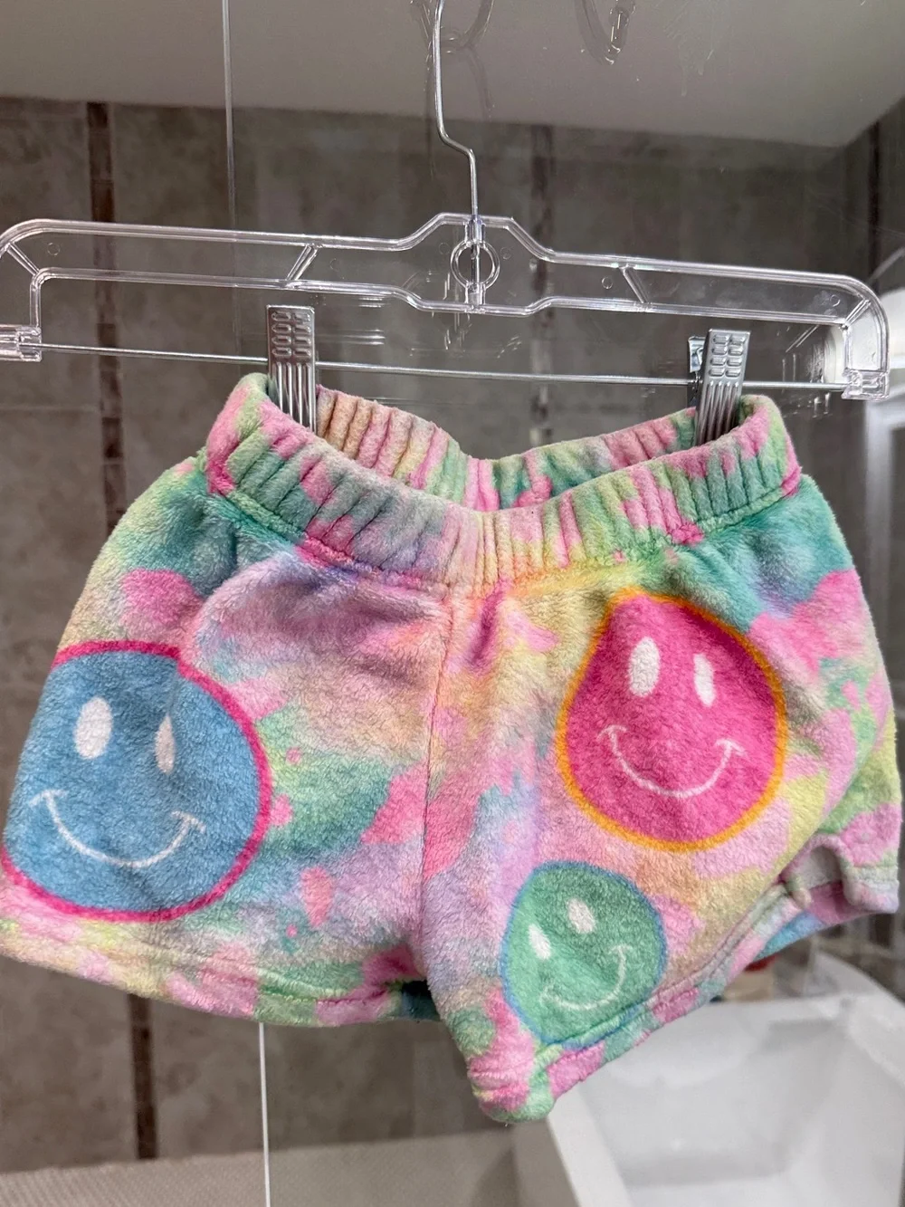 Iscream Kids Tie-Dye Smiley Face Plush Shorts - Multicolor (size small)