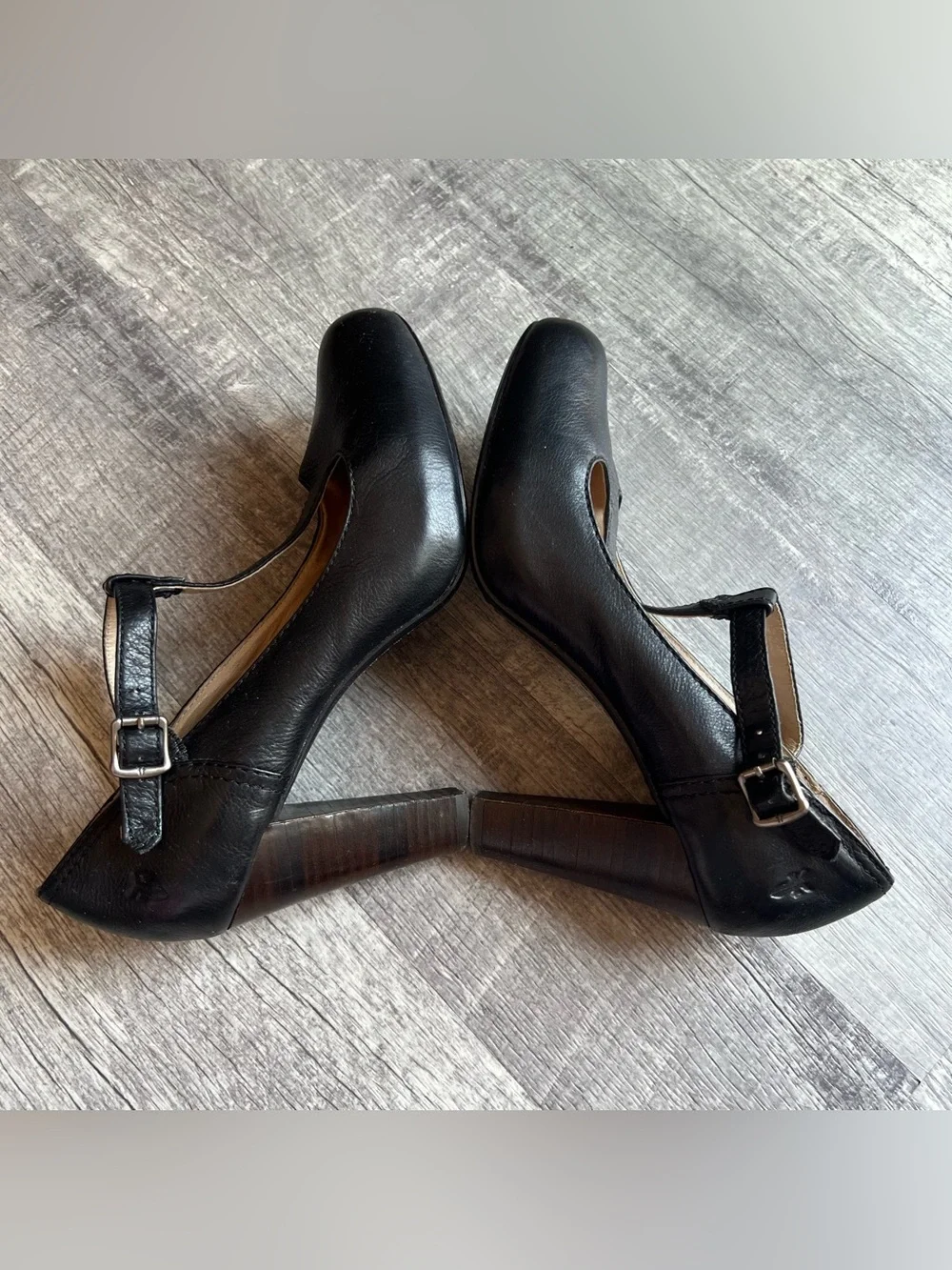 FRYE Betty T Strap Leather Block Heels Women’s Sz 8 M Black