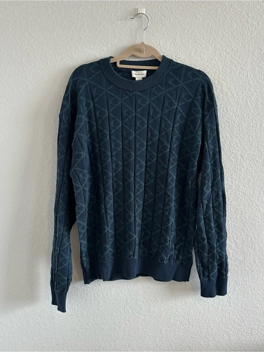 Calvin Klein Blue & Green Logo-Quilted Crewneck Sweater