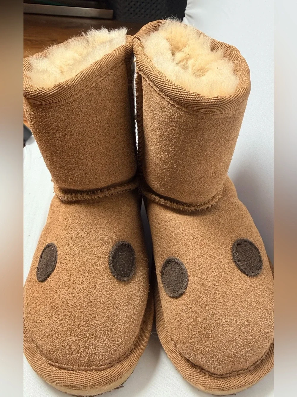 N/A snug feet