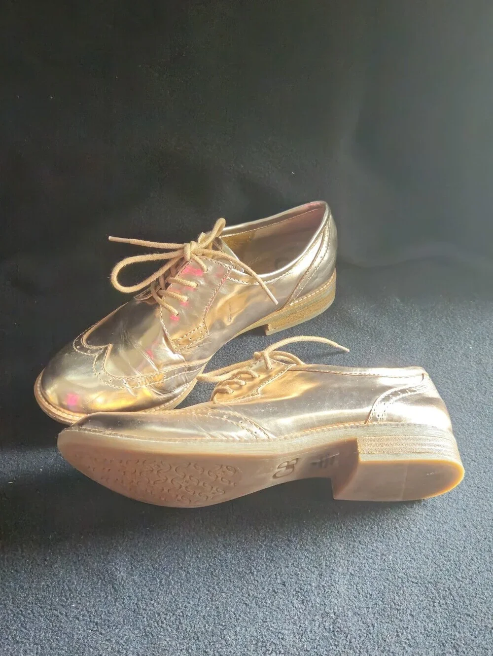 Gianni Bini Metallic Gold-Copperish Wingtip Round Toe Oxfords - Size 9.5