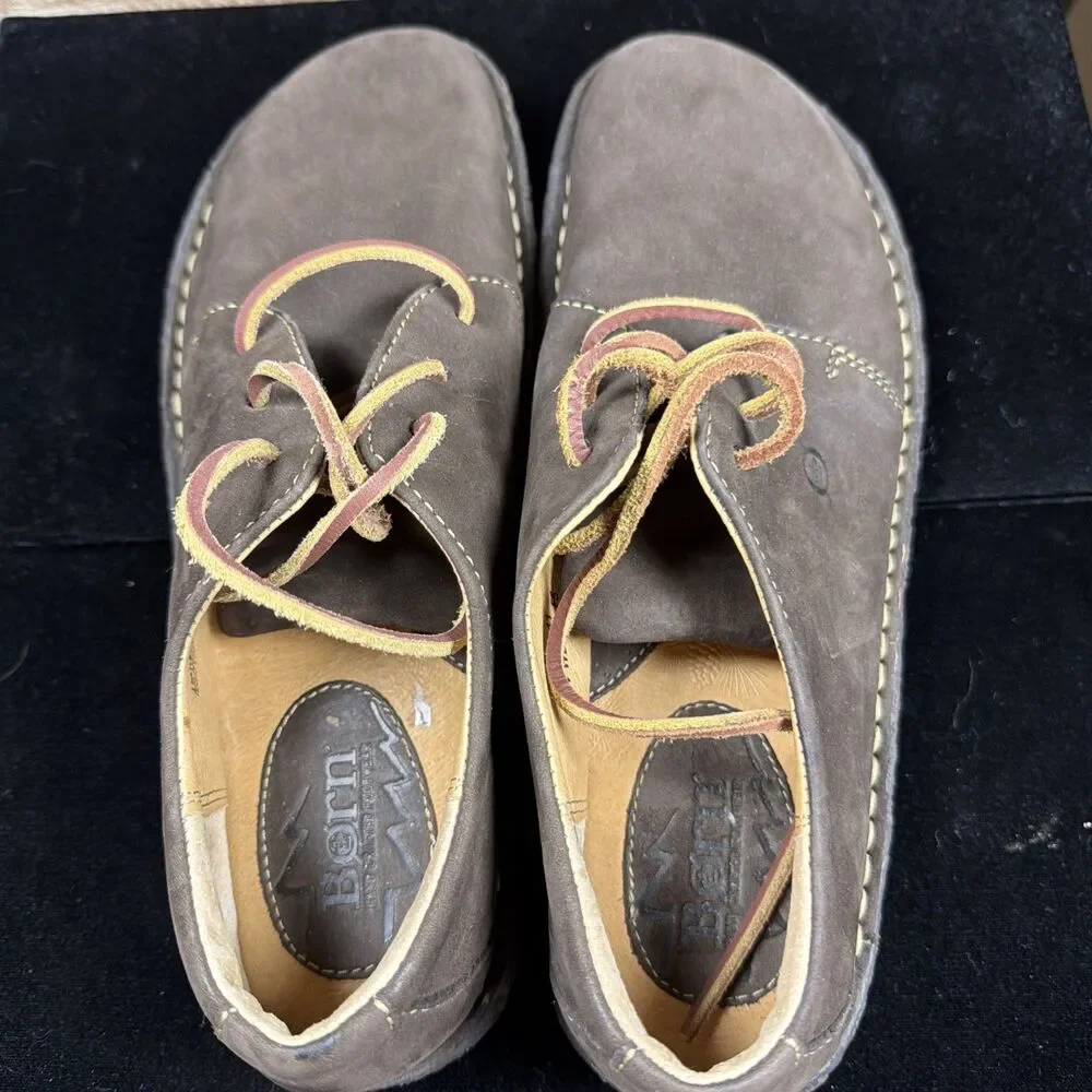 Born W2808 Women’s Leather Comfort Size 9.5