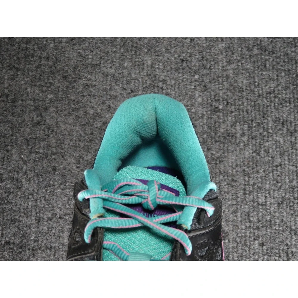 Nike revolution women