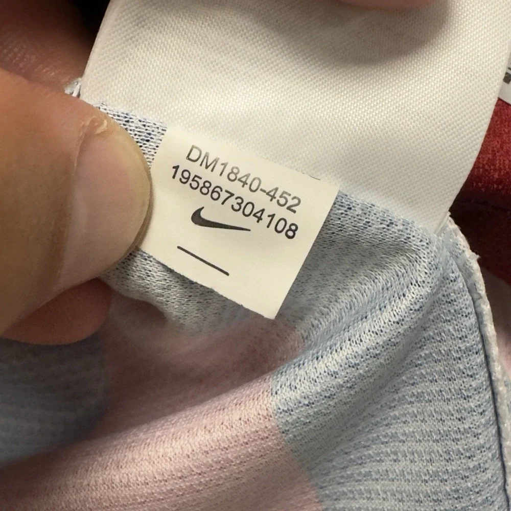 Nike excellent preowned