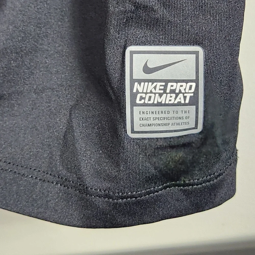 Nike pro combat