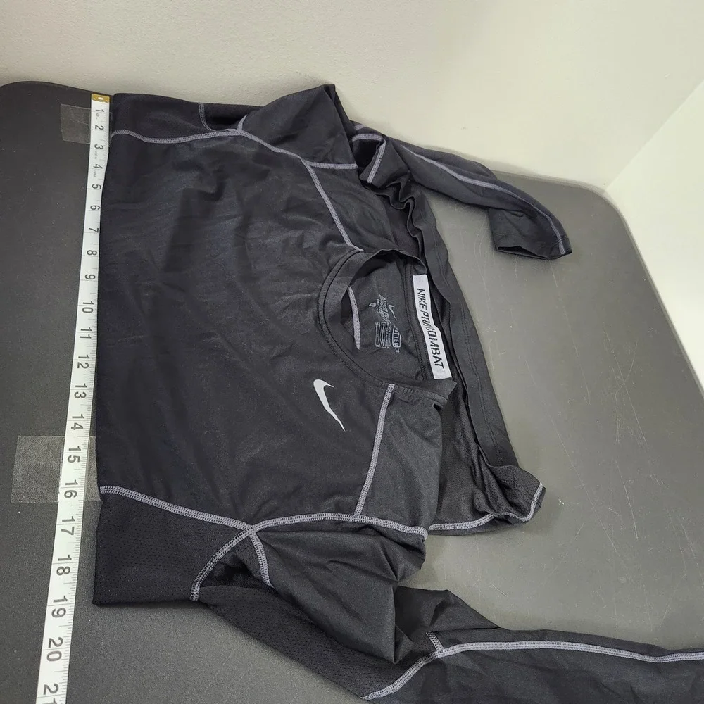 Nike pro combat