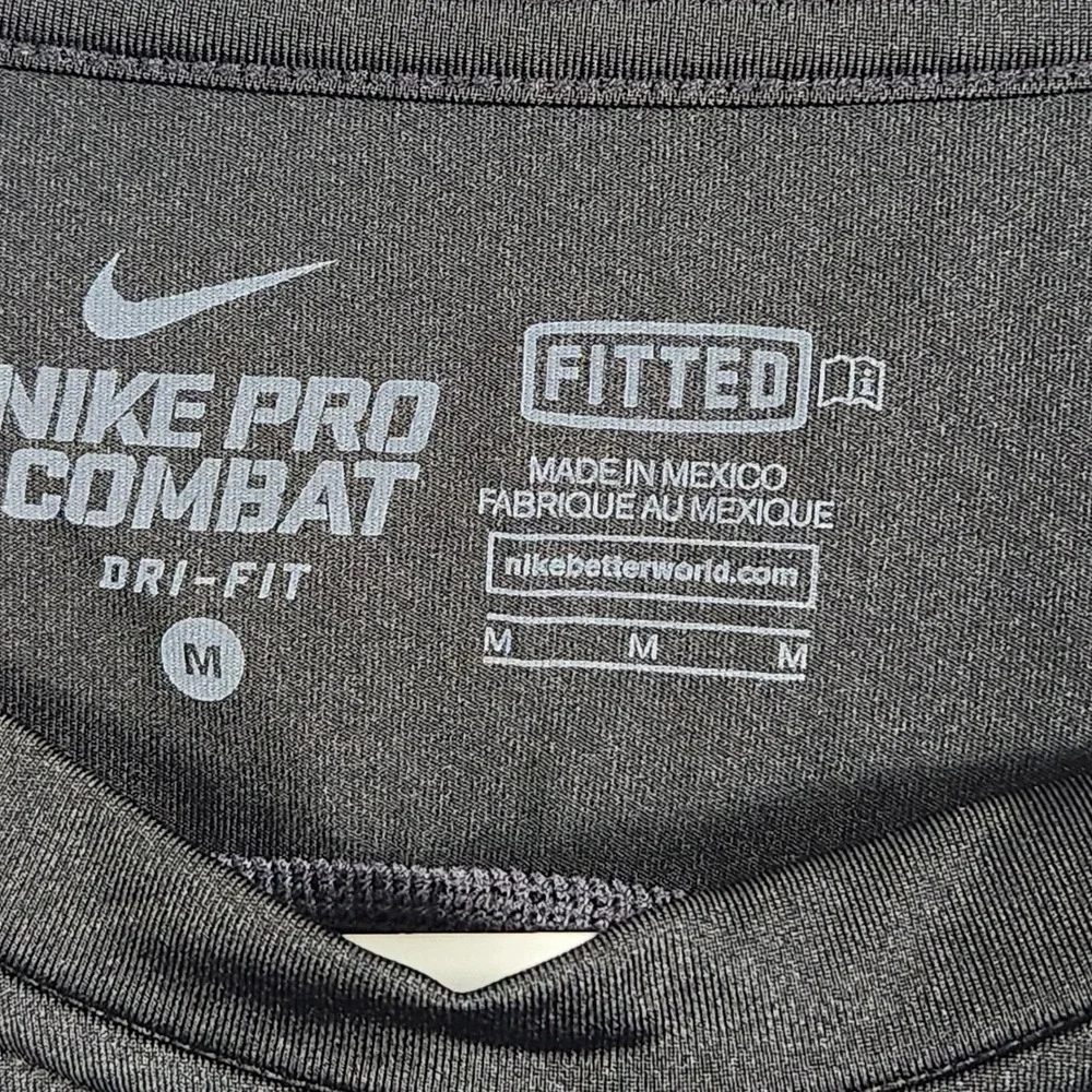Nike pro combat