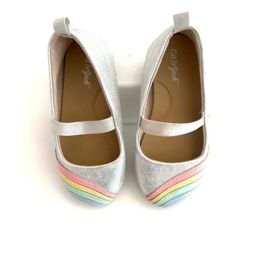 Cat & Jack Silver Ballet Flat Shoes with Rainbow Accents Kids size 6 - Like New