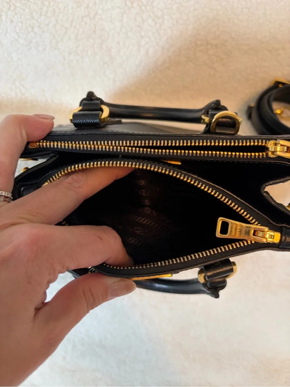 Prada galleria micro
