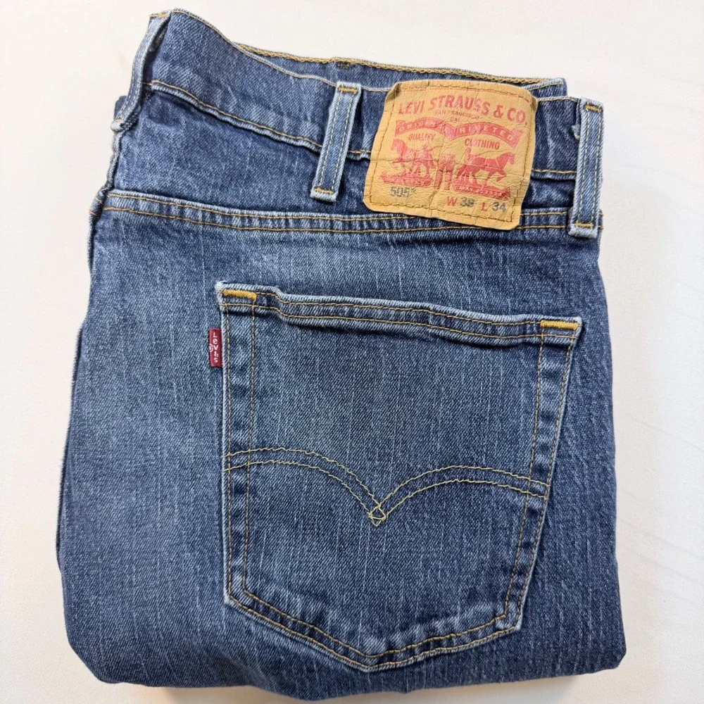 Levi's 505 Jeans Mens 38x34 Regular Fit Straight Leg Blue Denim Distressed Hem