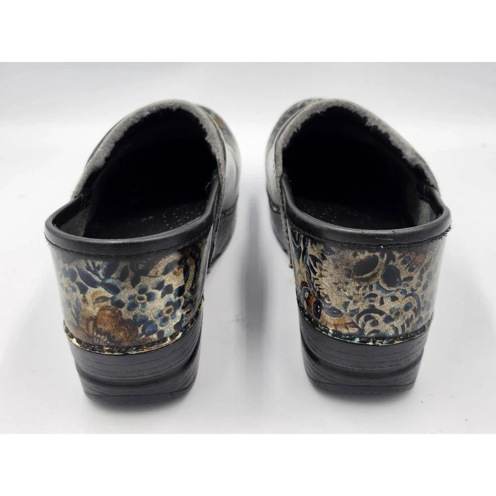 Dansko great clogs