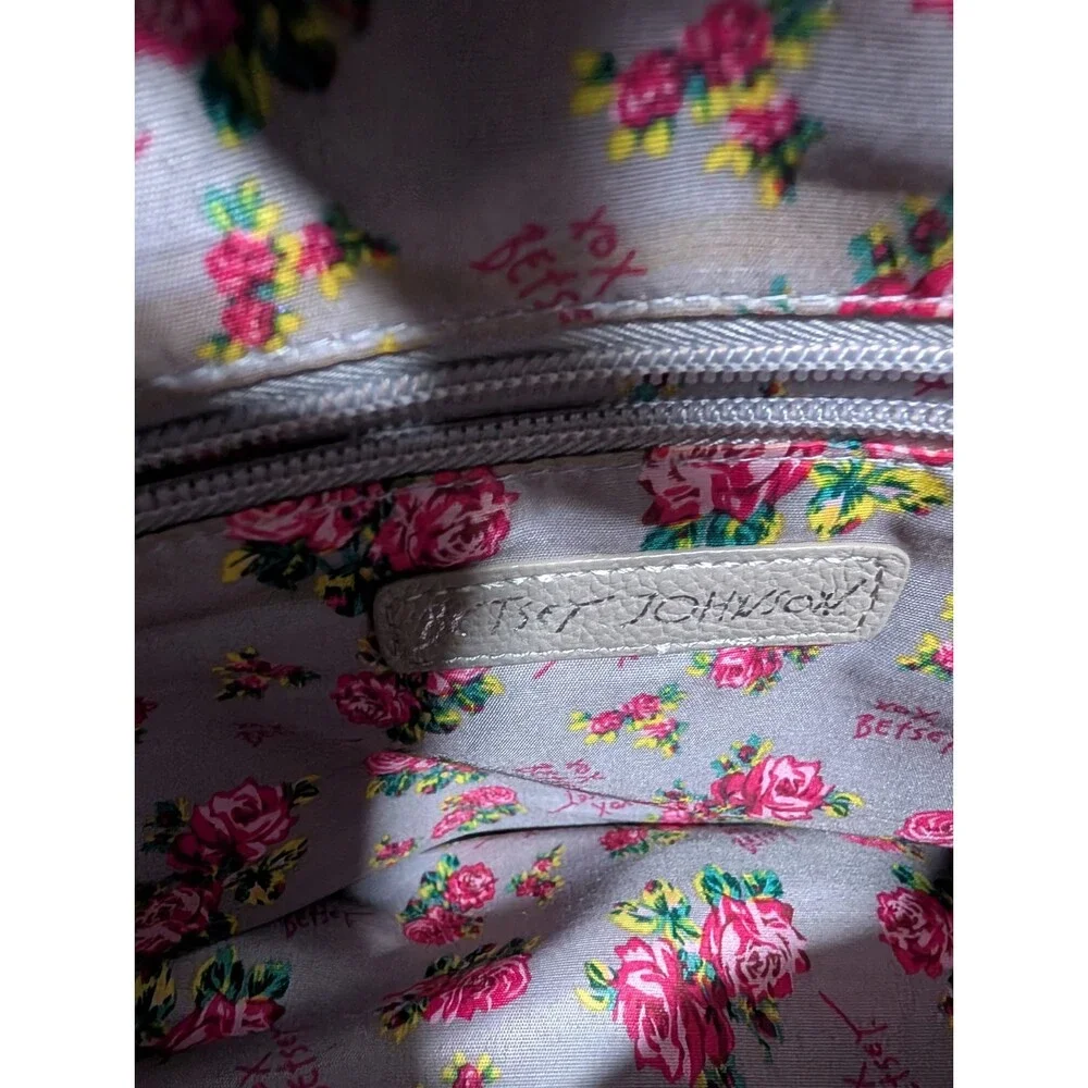 Betsey Johnson betsey johnson