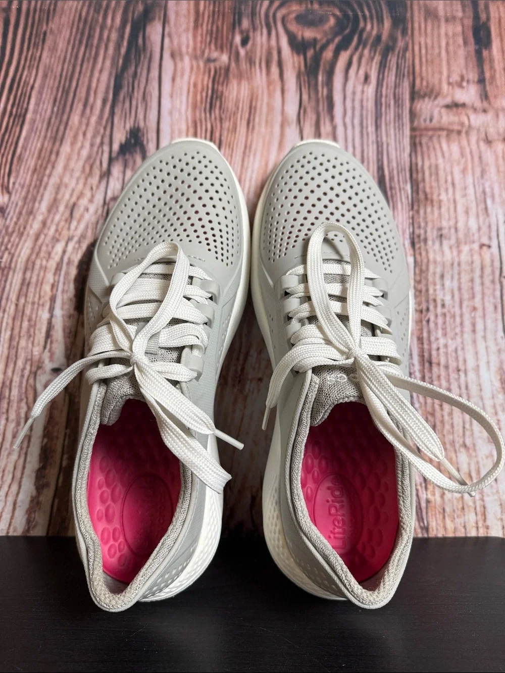 Crocs LiteRide Sneakers Womens Sz 10