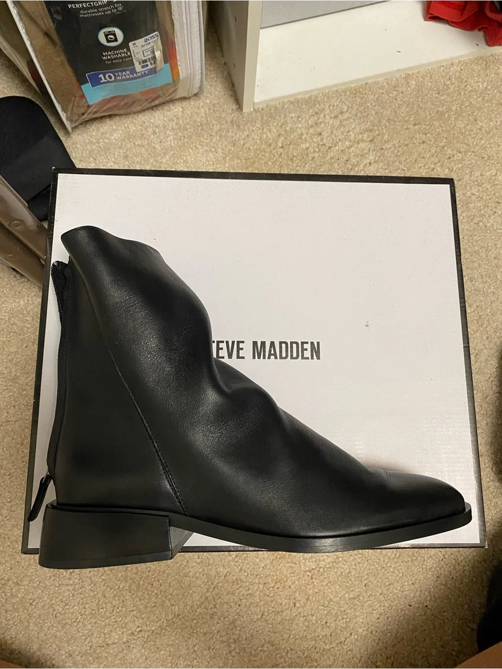 Steve Madden Black Leather Rear-Zip Ankle Booties “nexie”