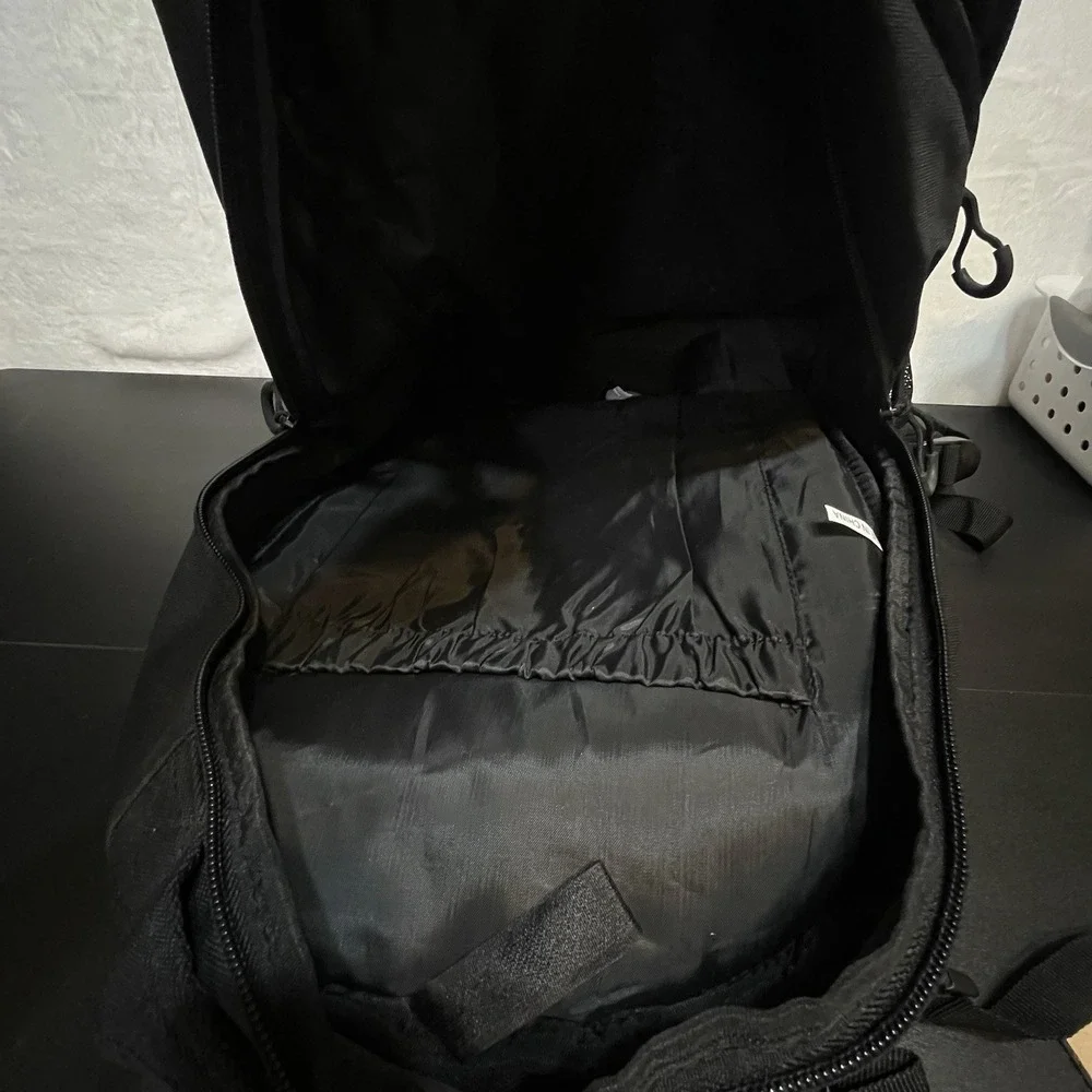 Lincoln Outfitters Rugged Backpack Camping Computer Sleeve Sturdy Large Size