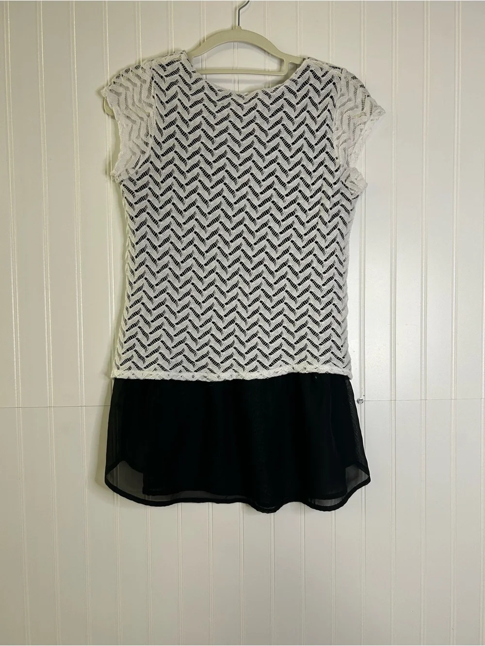 Faded Glory Black & White Lace Overlay Girls Top Size XL