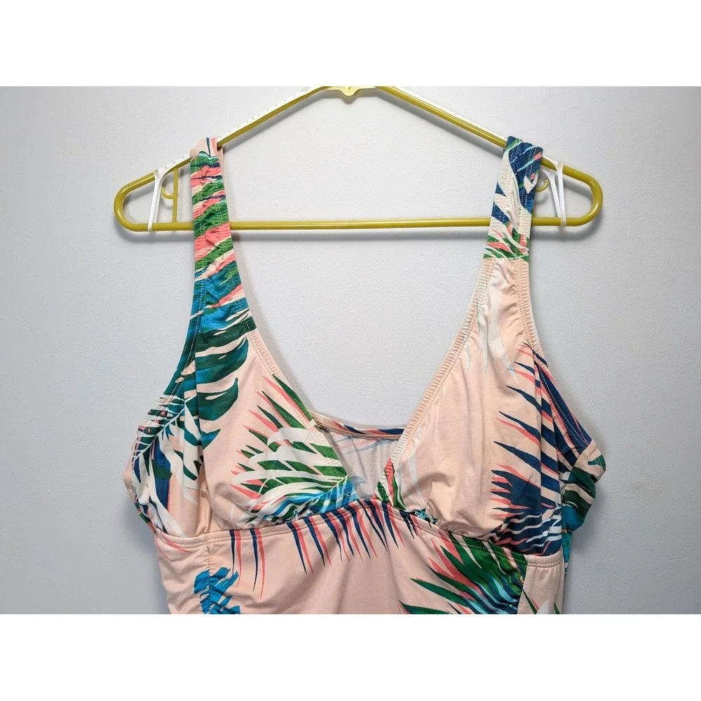 Liz Claiborne liz claiborne