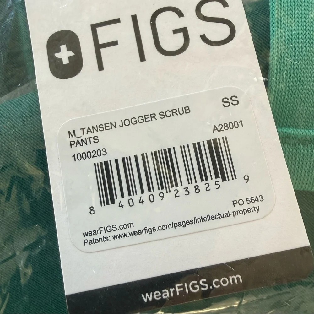 Figs men’s small