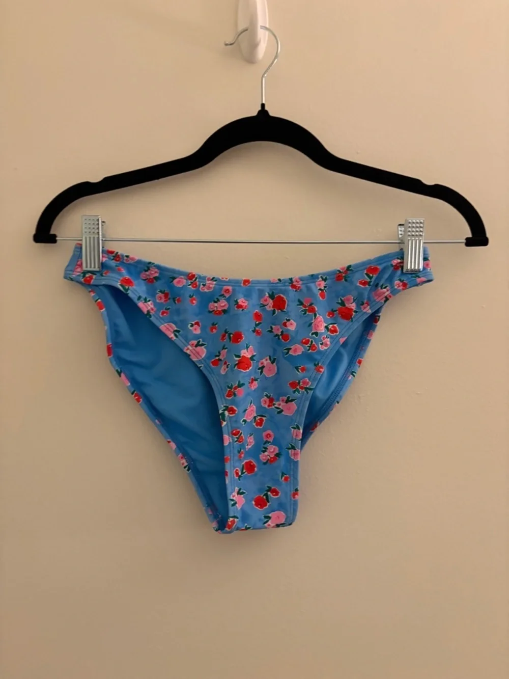 NWT BIKINI SET Blue Floral Underwire Bra with Pink Trim size s