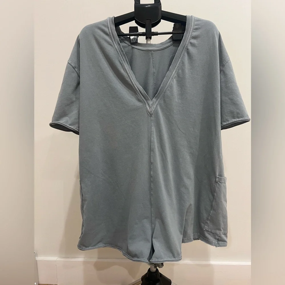 Free People reposhing this