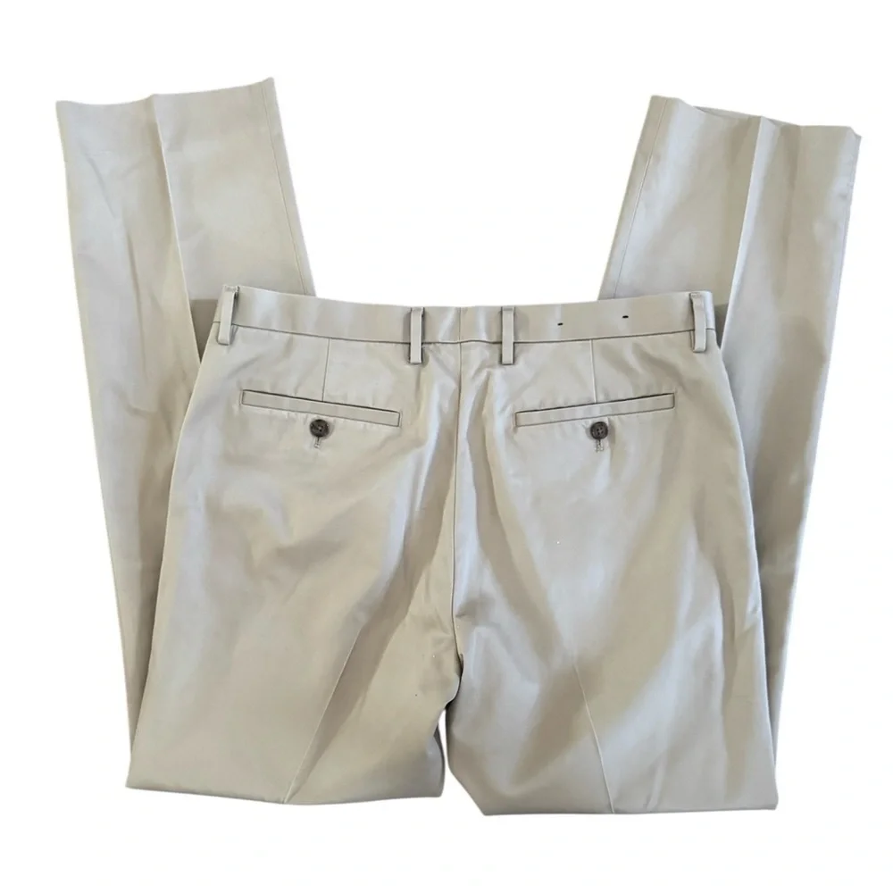 Banana Republic Cream Chinos for Effortless Style