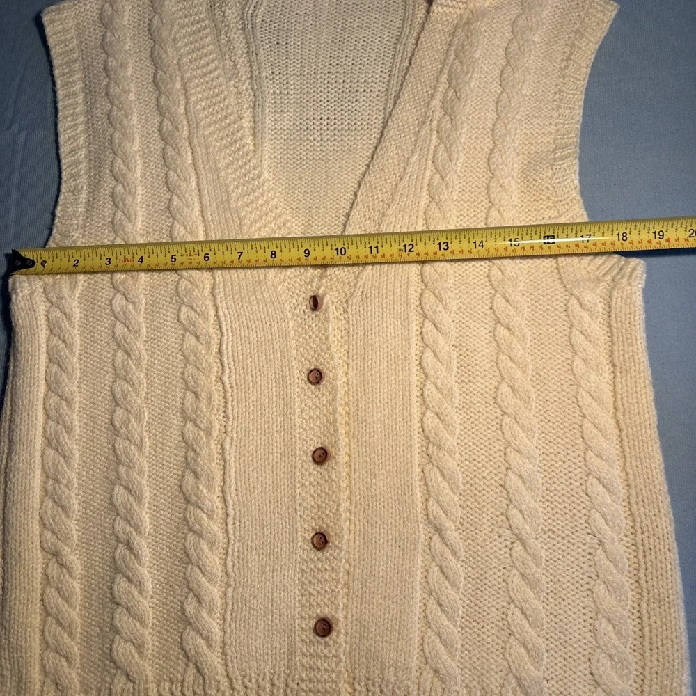 Vintage Hand Knit Cable Knit Cardigan Vest Cream V-Neck Button Front Sleeveless