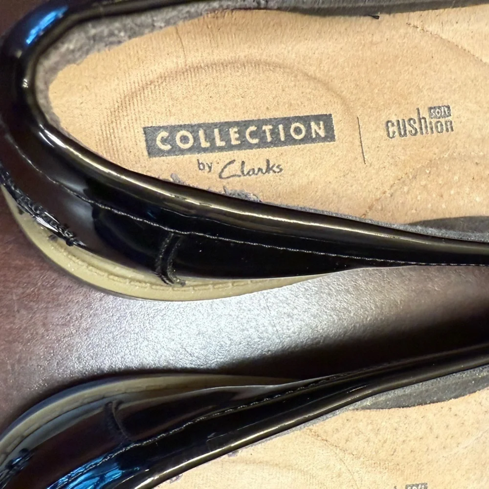 Clarks elegant black